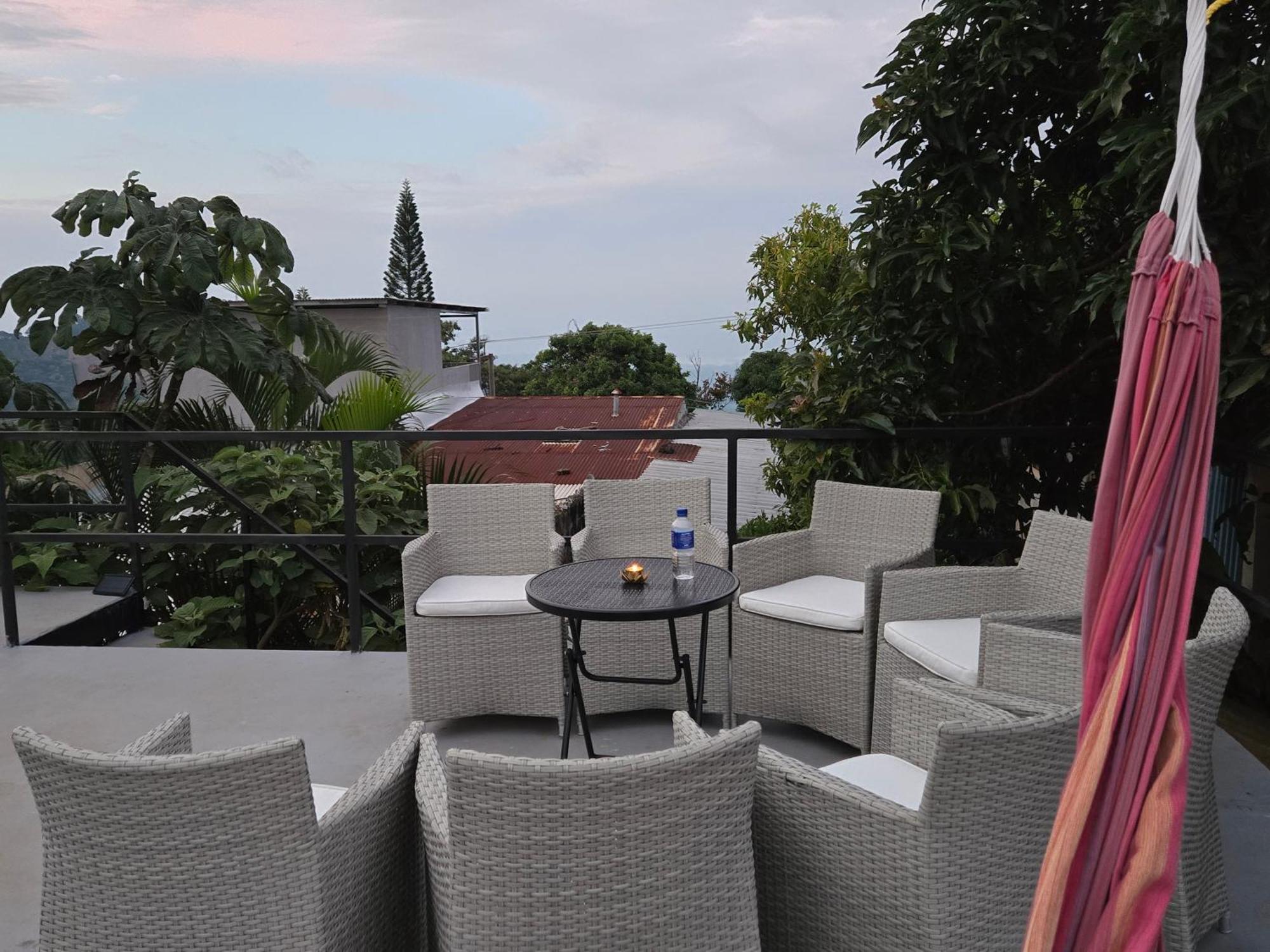 The Whale Lounge - Berlin Bed & Breakfast Dış mekan fotoğraf